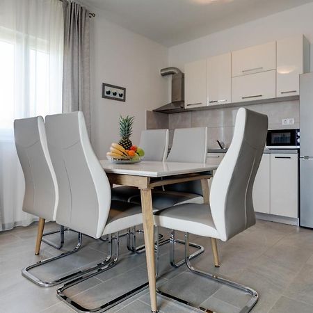 Love Apartments Zečevo Esterno foto