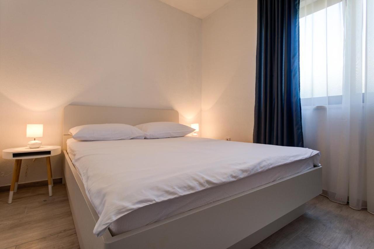 Love Apartments Zečevo Esterno foto