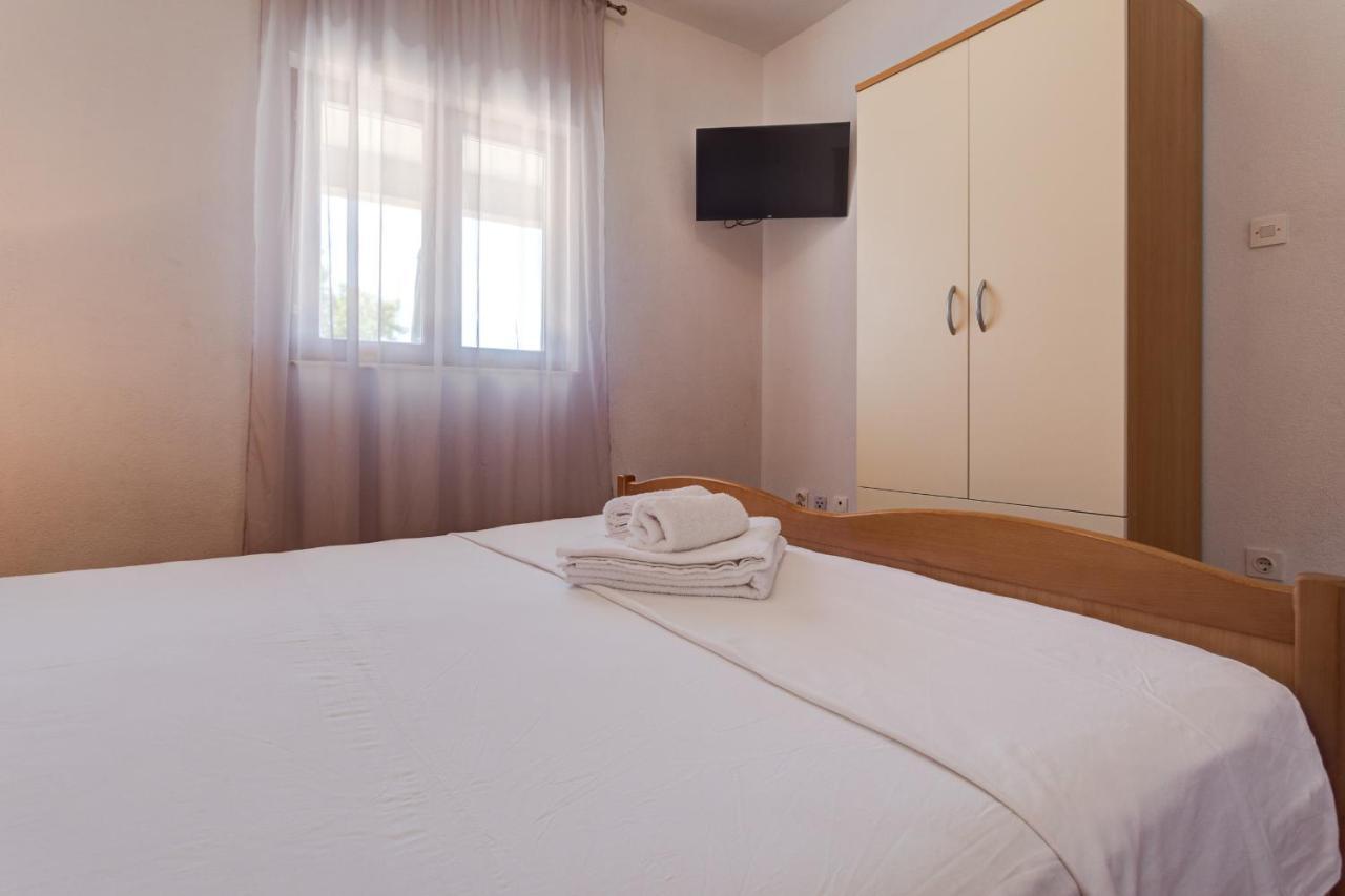 Love Apartments Zečevo Esterno foto